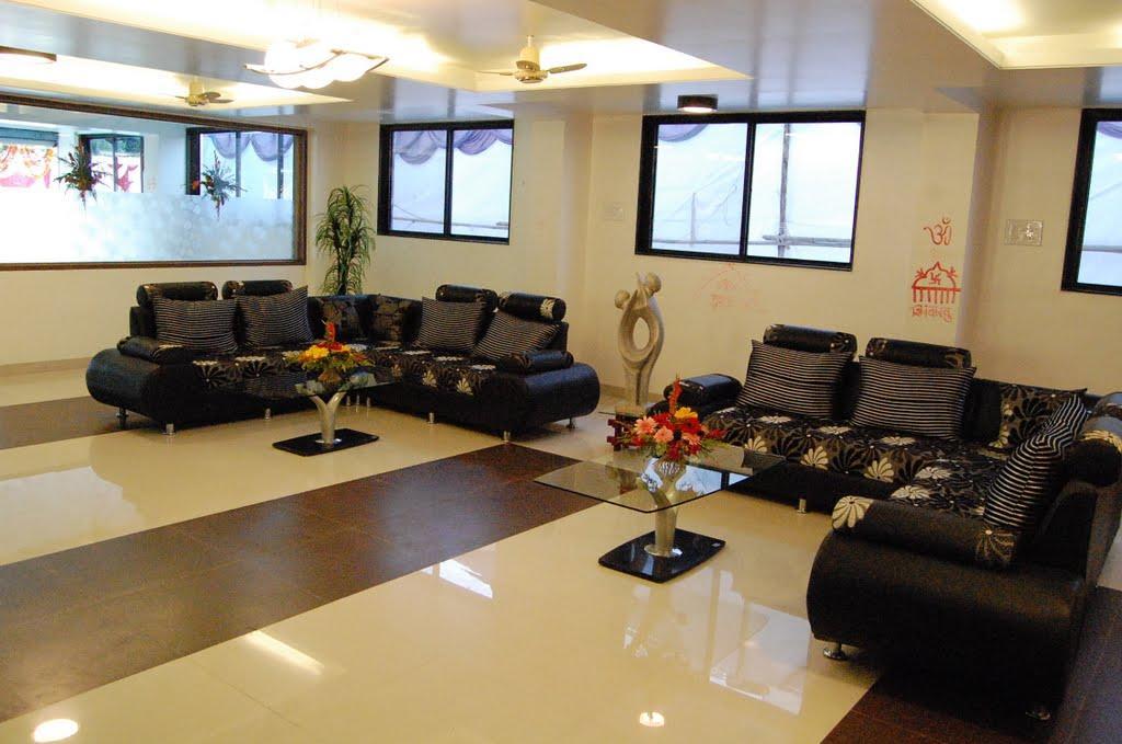 Hotel Parth Executive Lātūr Εξωτερικό φωτογραφία
